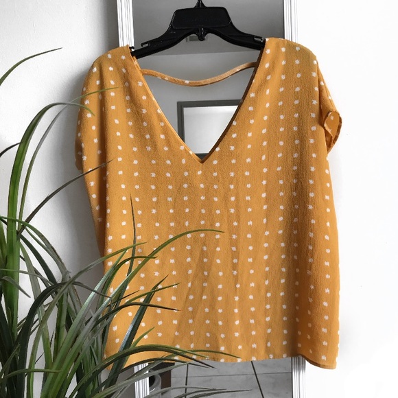 Forever 21 yellow top with dots - Picture 3 of 4